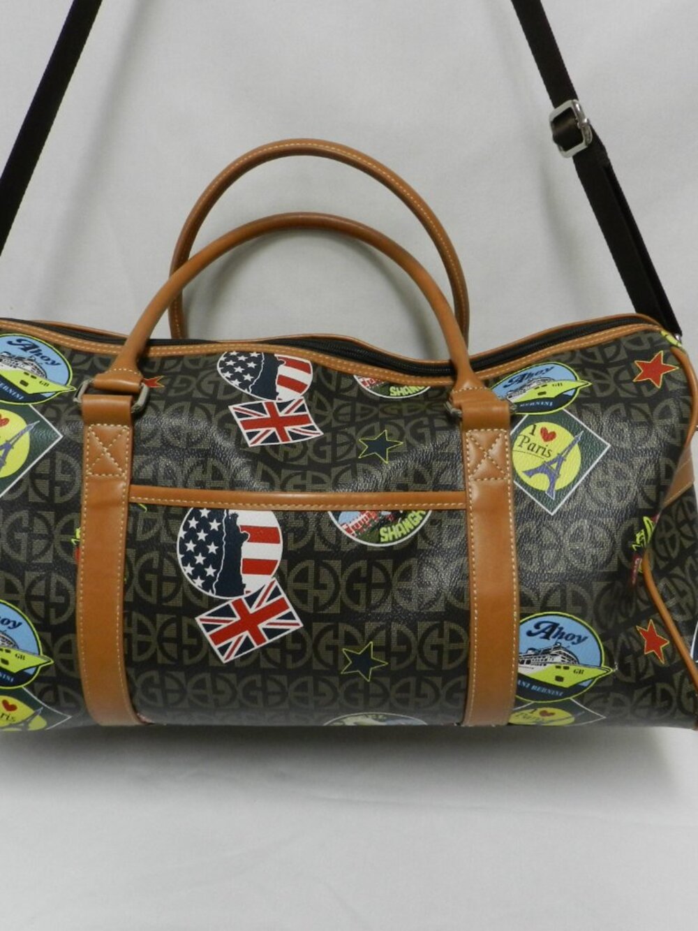 Giani Bernini Postcard duffle travel large bag Coated canvas Ahoy Paris Flags - Picture 4 of 16